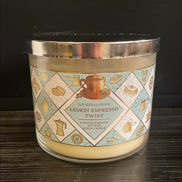 B&BW Lemon Espresso Twist 3 Wick Candle - Picture 1 of 3